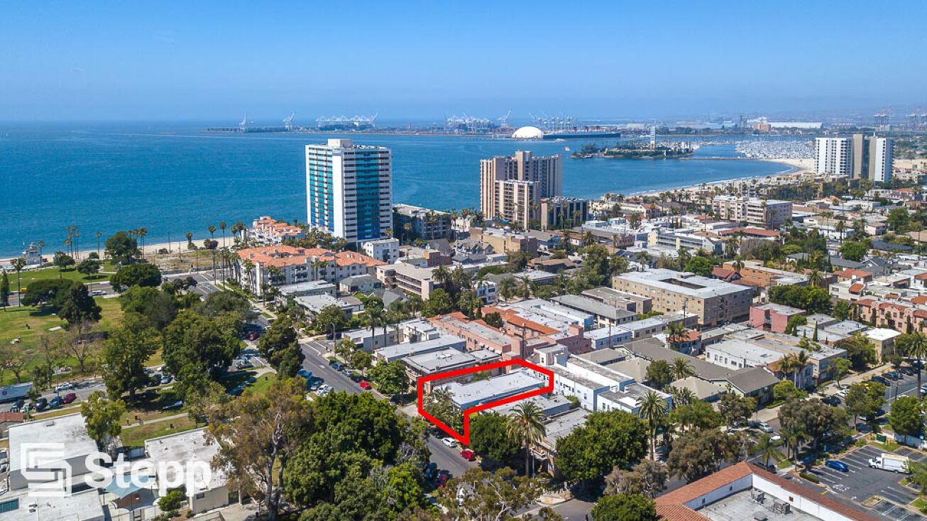 125 Cherry Avenue, Long Beach, CA 90802