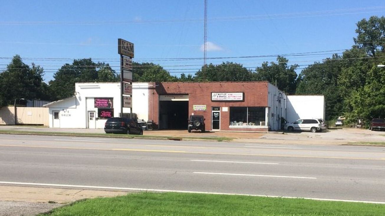 19081912 Ft. Campbell Blvd, Clarksville, TN 37042 Retail Property for Sale 19081912 Ft