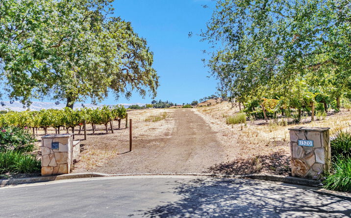Pictures of Land property located at 1322 Lions Peak Ln, San Martin, CA 95046 for sales - image #1