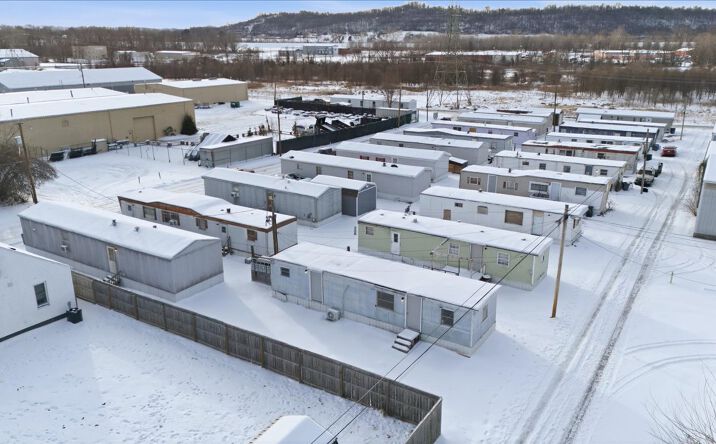 Pictures of Mobile Home Park property located at 501 32nd St, Parkersburg, WV 26101 for sales - image #1