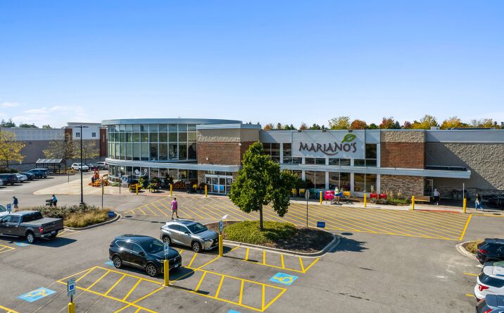 Pictures of Retail property located at 1720 N Milwaukee Ave, Vernon Hills, IL 60061 for sales - image #1