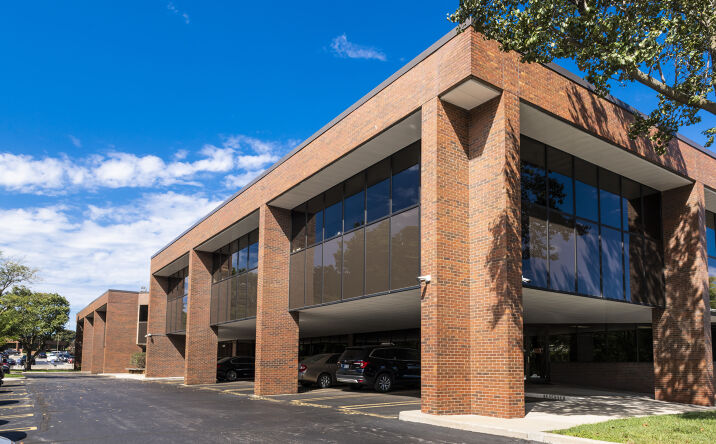Pictures of Office property located at 8595 College Blvd, Overland Park, KS 66210 for sales - image #1