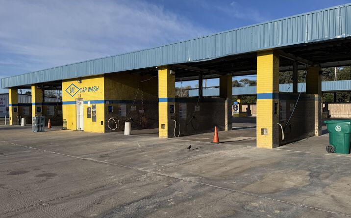 Pictures of Special Purpose property located at 952 S Commercial St, Aransas Pass, TX 78336 for sales - image #1