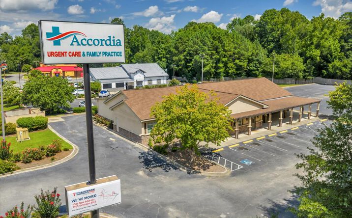 Pictures of Office property located at 2201 Veterans Blvd, Dublin, GA 31021 for sales - image #1