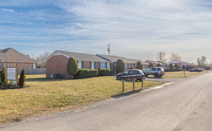 Pictures of Multifamily property located at 102 Fireside Dr, Portland, TN 37148, 123 Old Westmoreland Rd, Portland, TN 37148 for sales - image #1