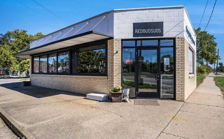 Pictures of Retail property located at 2259 Porter St SW, Wyoming, MI 49519 for sales - image #1