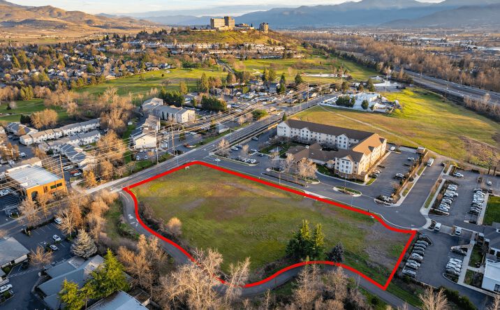 Pictures of Land property located at 1020 Ellendale Dr, Medford, OR 97504 for sales - image #1