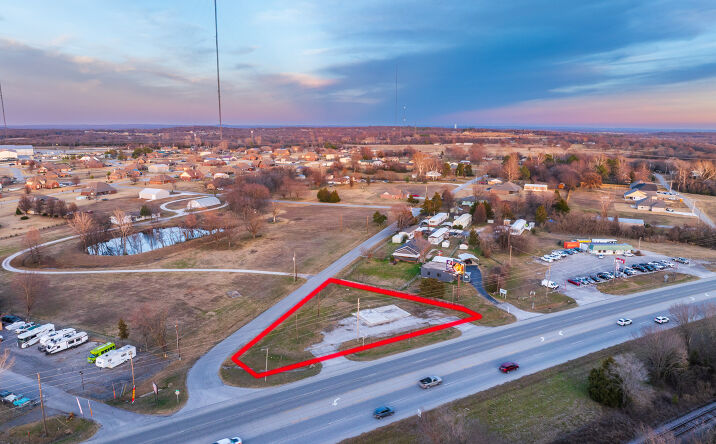 Pictures of Land property located at 25901 E State Highway 51, Broken Arrow, OK, USA, Broken Arrow, OK 74014 for sales - image #1