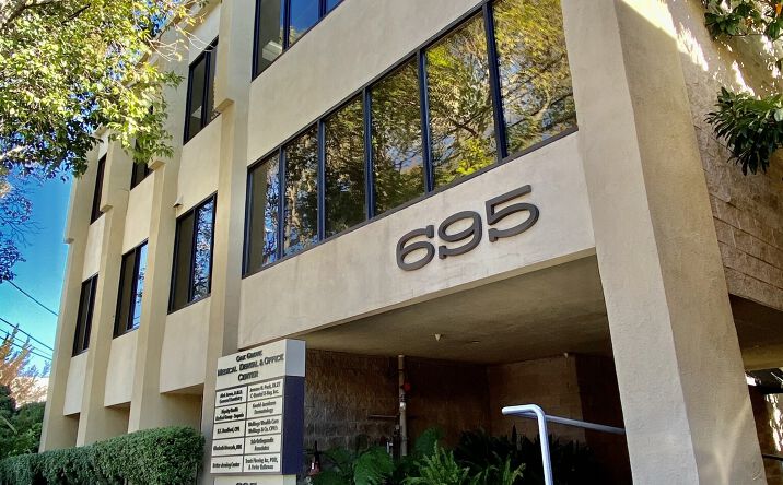 Pictures of Office property located at 695 Oak Grove Ave, Menlo Park, CA 94026 for sales - image #1