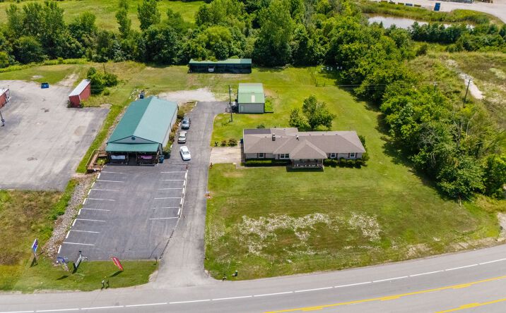 Pictures of Mixed Use, Retail property located at 635 Cedar Grove Rd, Shepherdsville, KY 40165 for sales - image #1