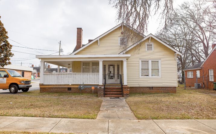 Pictures of Office property located at 502 W Solomon St, Griffin, GA 30223 for sales - image #1