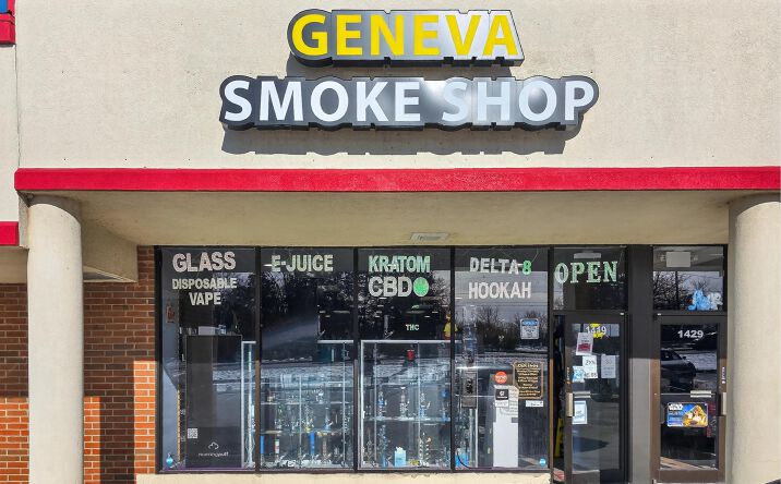 Pictures of Retail property located at 1419 E State St, Geneva, IL 60134 for sales - image #1