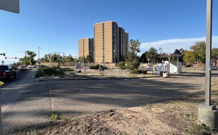 Pictures of Retail property located at 7880 E Mississippi Ave, Denver, CO 80247 for sales - image #1