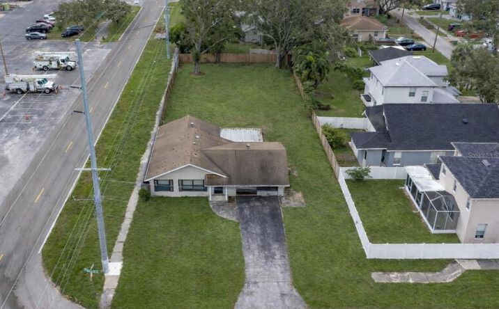 Pictures of Land property located at 4402 W Lancaster St, Tampa, FL 33616 for sales - image #1
