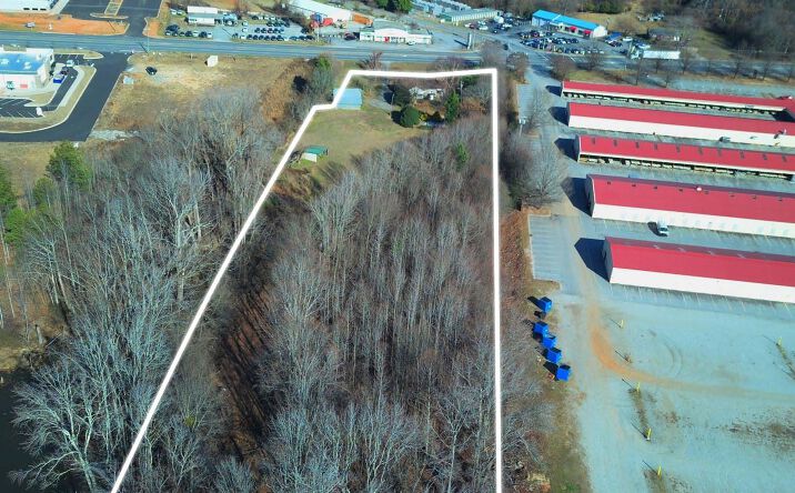 Pictures of Land property located at 1984 Highway 101 S, Greer, SC 29651 for sales - image #1