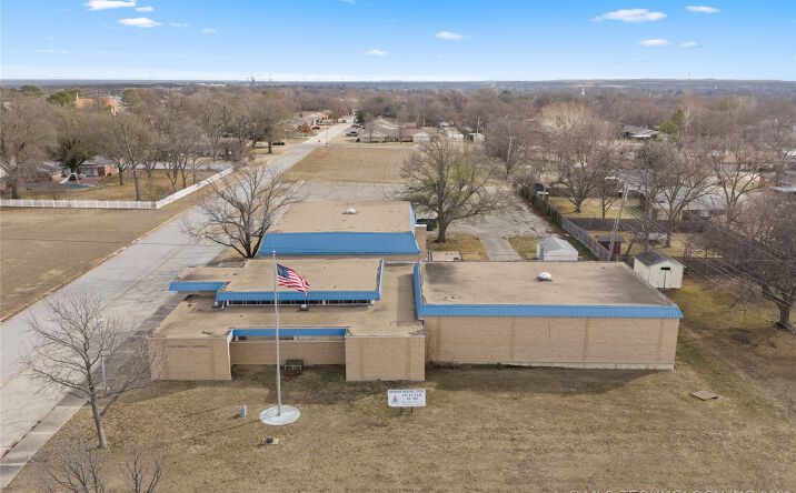 Pictures of Mixed Use property located at 1032 Cherry Street, Ardmore, OK 73401 for sales - image #1