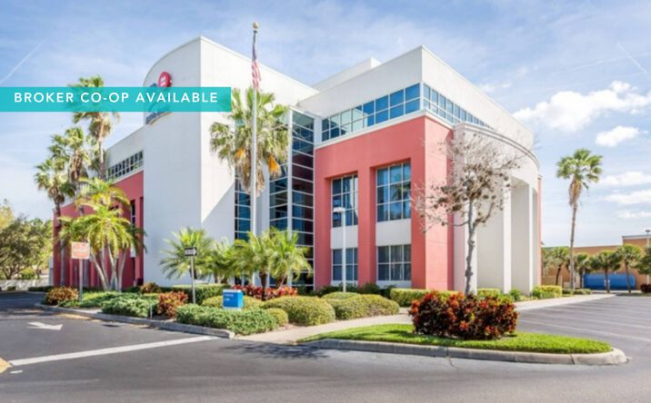 Pictures of Office property located at 4502 Cortez Rd W, Unit 302, Bradenton, FL 34210 for comps - image #1