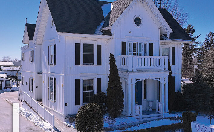Pictures of Office property located at 535 Sycamore Ave, Shrewsbury, NJ 07702 for sales - image #1