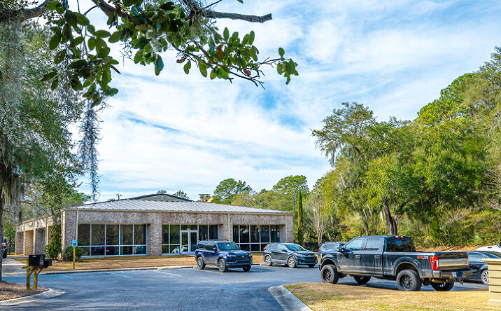 Pictures of Office property located at 4425 Belle Oaks Drive, North Charleston, SC 29405 for sales - image #1