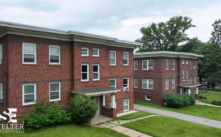 Pictures of Multifamily property located at 651 31st St, Des Moines, IA 50312 for sales - image #1