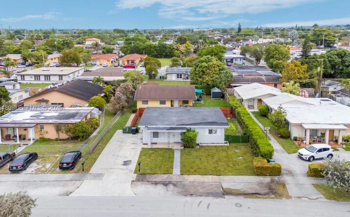 Pictures of Multifamily property located at 9435-9437 SW 39th St, Miami, FL 33165 for sales - image #1