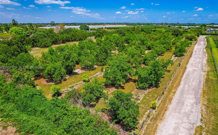 Pictures of Land property located at 254XX sw 217ave, Homestead, FL 33031 for sales - image #1