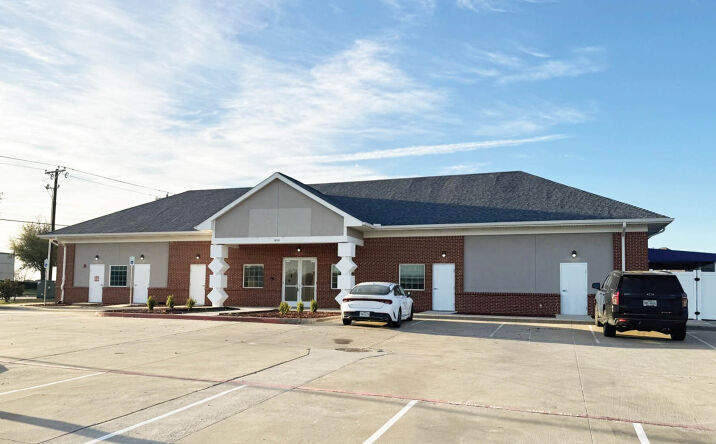 Pictures of Retail property located at 850 S Allen Heights Dr, Allen, TX 75002 for sales - image #1