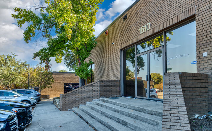 Pictures of Office property located at 1610 Corporate Ct, Irving, TX 75038 for sales - image #1