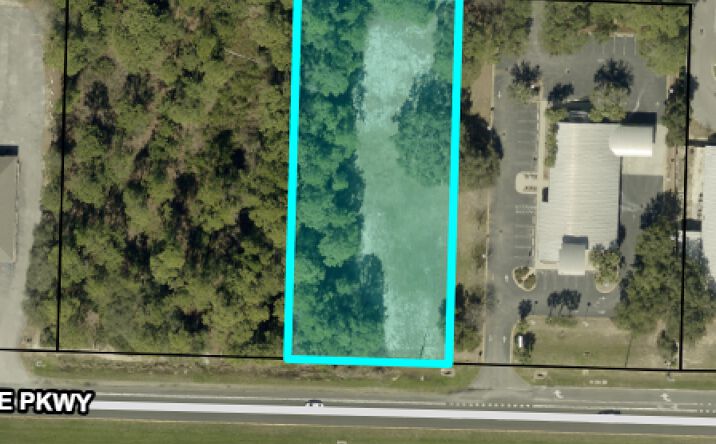 Pictures of Land property located at 9284 Navarre Pkwy, Navarre, FL 32566 for sales - image #1
