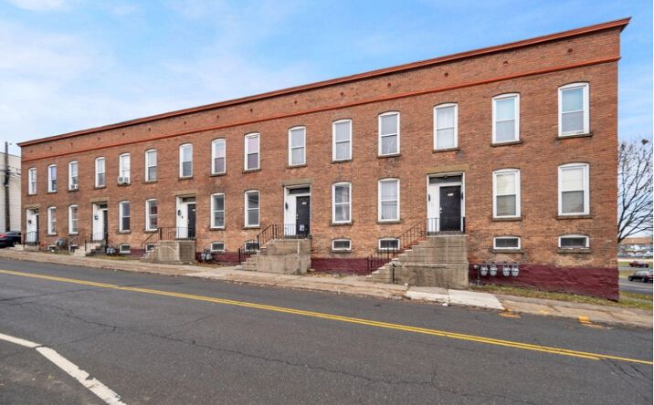 Pictures of Multifamily property located at 201 13th St # 209, Watervliet, NY 12189 for sales - image #1