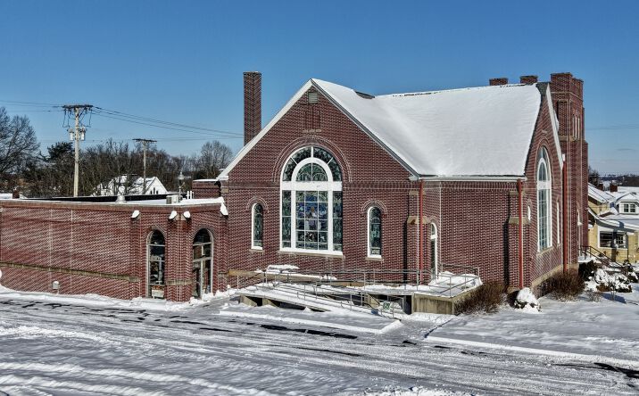 Pictures of Mixed Use, Special Purpose property located at 204 W Main St, Dal, Dalton, OH 44618 for sales - image #1
