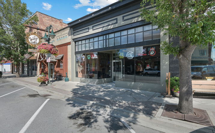 Pictures of Retail property located at 207 E Main Ave, Chewelah, WA 99109 for sales - image #1