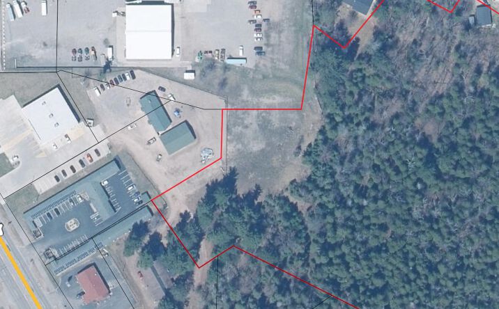 Pictures of Industrial property located at 100 Axle Dr, Caspian, MI 49915 for sales - image #1