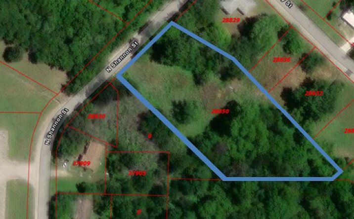 Pictures of Land property located at 240 N Shannon St, Kaufman, TX 75142 for sales - image #1