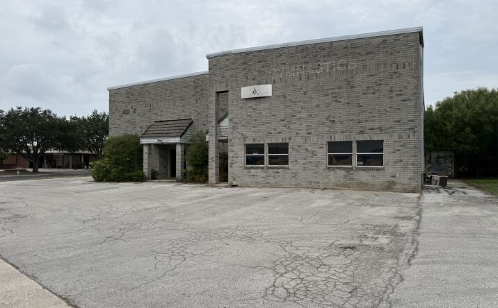 Pictures of Industrial property located at 7927 Mainland Dr, San Antonio, TX 78250 for sales - image #1
