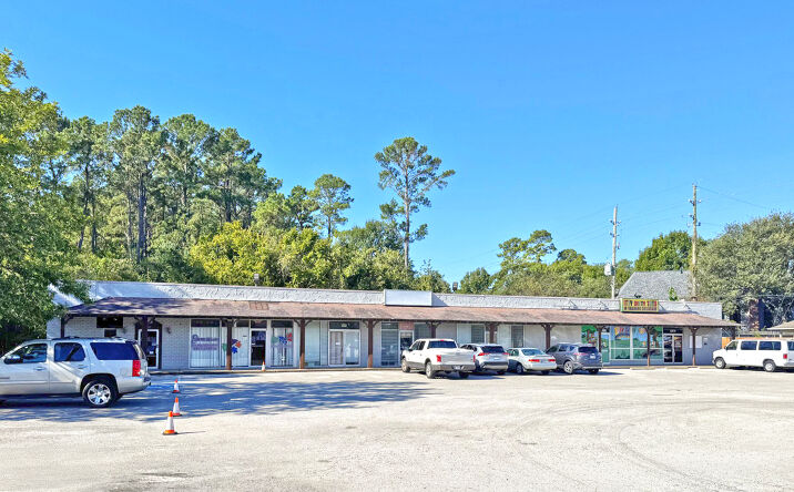 Pictures of Retail property located at 12033 Misty Valley Dr, Houston, TX 77066 for sales - image #1