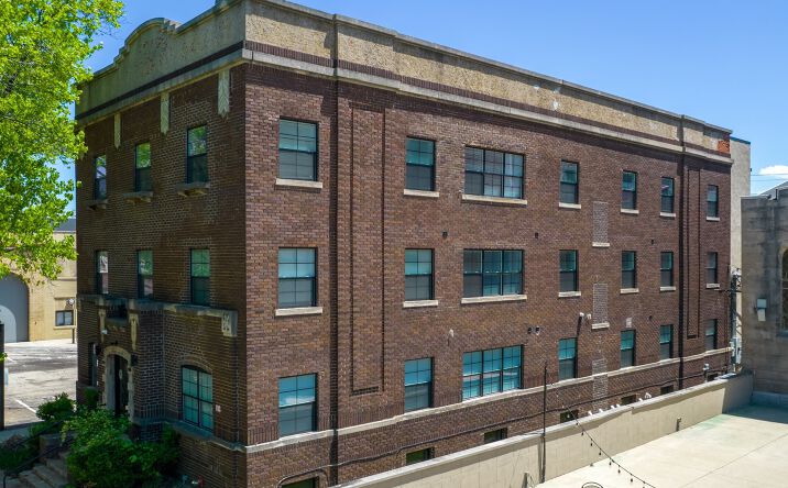 Pictures of Multifamily property located at 595 East Broad Street, Columbus, OH 43215 for sales - image #1