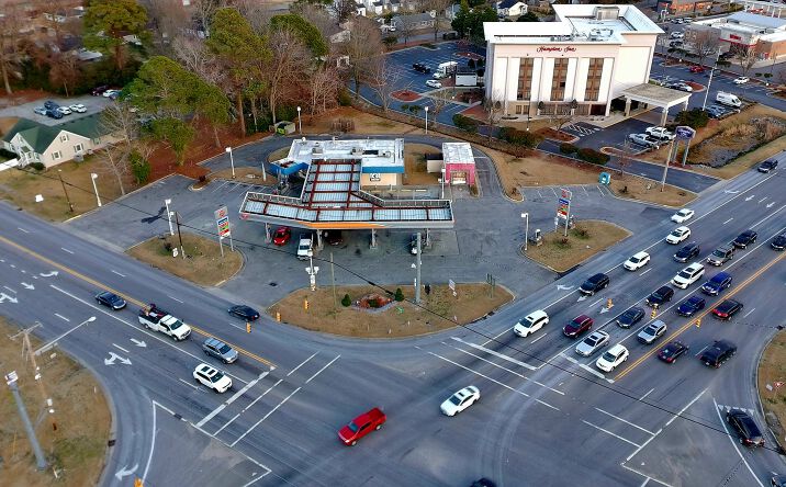 Pictures of Retail property located at 444 S Hughes Blvd, Elizabeth City, NC 27909 for sales - image #1