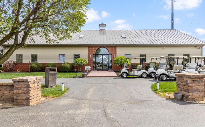 Pictures of Special Purpose property located at 985 Simpson Dr, Winchester, IN 47394 for sales - image #1