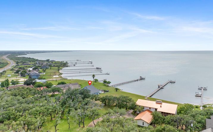 Pictures of Mixed Use property located at 4961 Loop 1781, Rockport, TX 78382 for sales - image #1