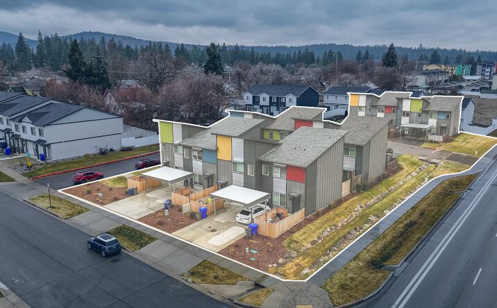 Pictures of Multifamily property located at 303 S Felts Rd, Spokane Valley, WA 99206 for sales - image #1