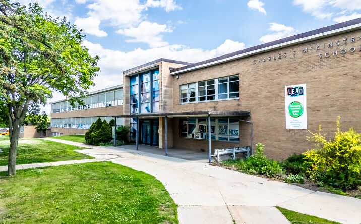 Pictures of Hospitality, Mixed Use, Office, Retail, Senior Living property located at 1410 Independence Ave, Waterloo, IA 50703 for sales - image #1