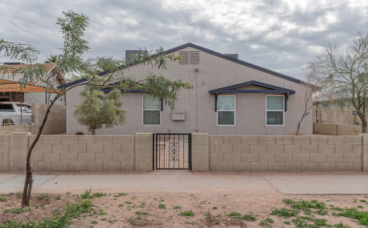 Pictures of Multifamily property located at 1421 E Fillmore St, Phoenix, AZ 85006 for sales - image #1