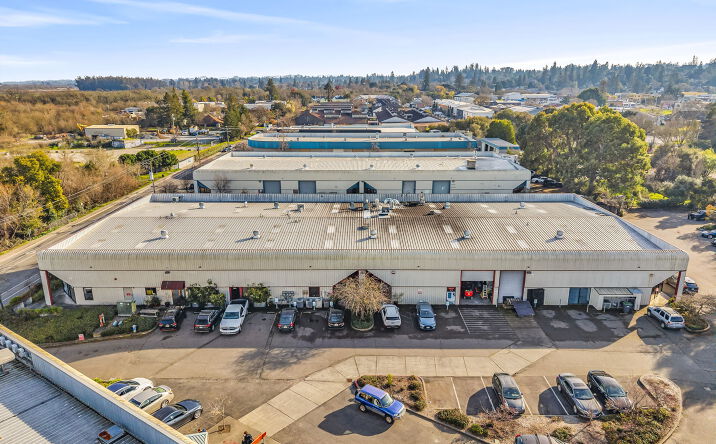 image of property at 400 MORRIS ST Sebastopol CA 95472-3830