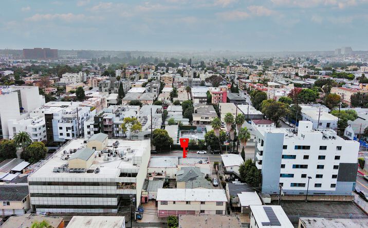 Pictures of Multifamily, Retail property located at 1814 - 1820 Sawtelle Blvd, Los Angeles, CA, USA, Los Angeles, CA 90025 for sales - image #1