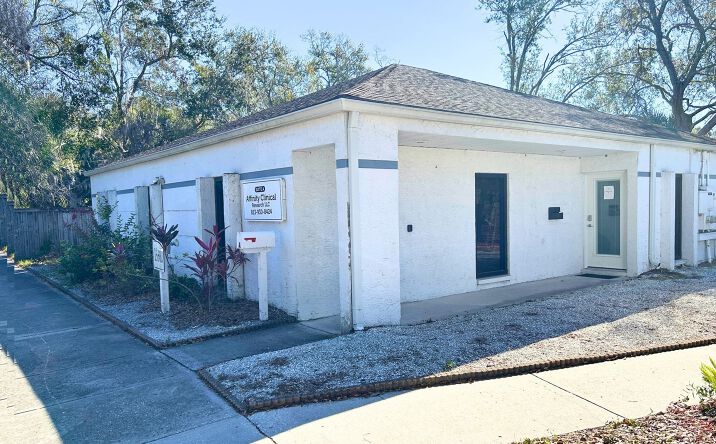 Pictures of Office property located at 13302 Winding Oak Ct, Tampa, FL 33612 for sales - image #1
