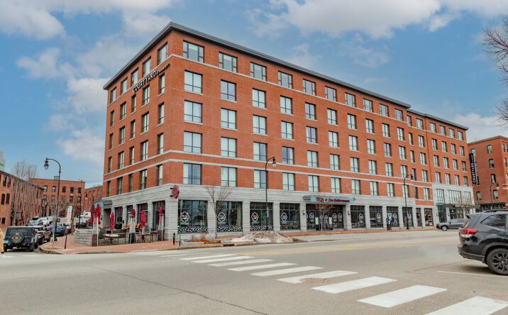 Pictures of Hospitality property located at 327 Commercial, Portland, ME 04101 for sales - image #1