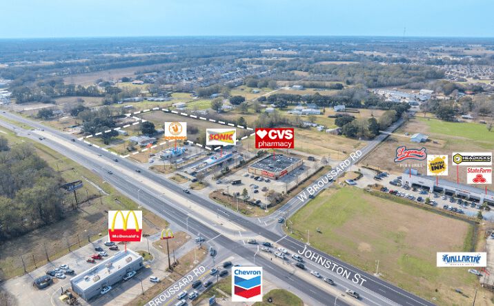 Pictures of Land property located at 6828 Johnston St, Lafayette, LA 70503 for sales - image #1