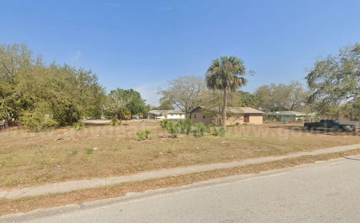 Pictures of Land property located at 810 Booker St, Titusville, FL 32780 for sales - image #1