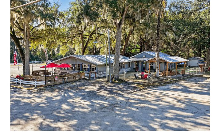 Pictures of Business for Sale, Mixed Use, Office, Retail property located at 2396 County Rd 470, Lake Panasoffkee, FL 33538 for sales - image #1